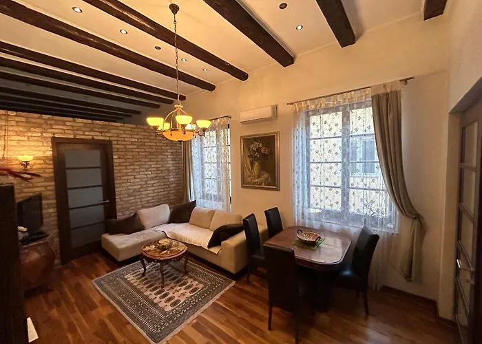Downtown Peace Premium Apartments
